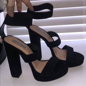 Steve Madden strappy chunky heels
